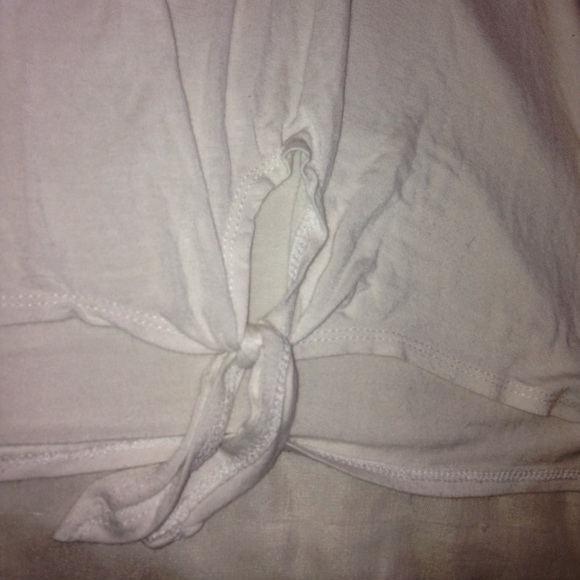 White crochet sleeve shirt - Picture 2 of 4