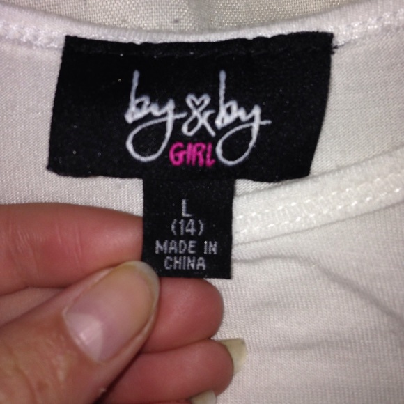 White crochet sleeve shirt - Picture 3 of 4