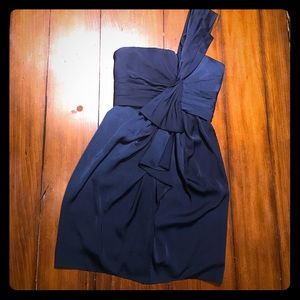 Like new BCBG One shoulder cocktail dress 4p 👗 Like new BCBG One shoulder cocktail dress 4p 👗