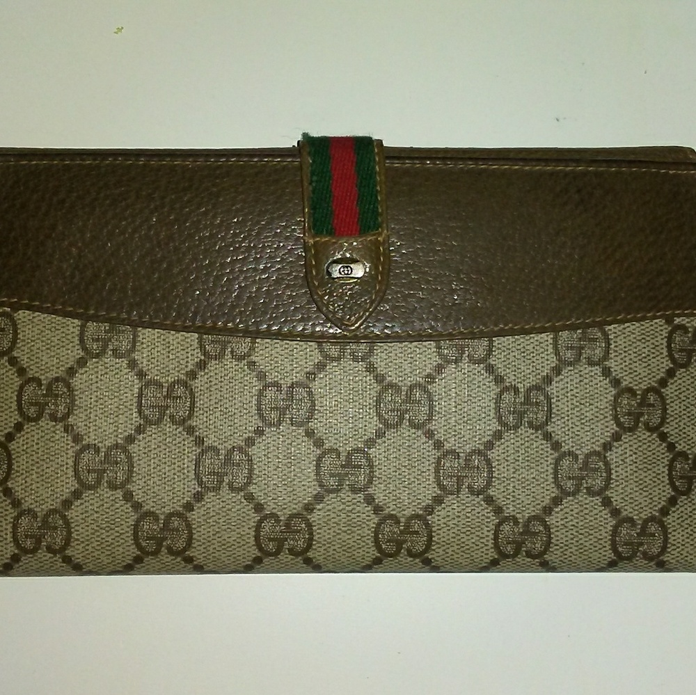 Gucci wallet