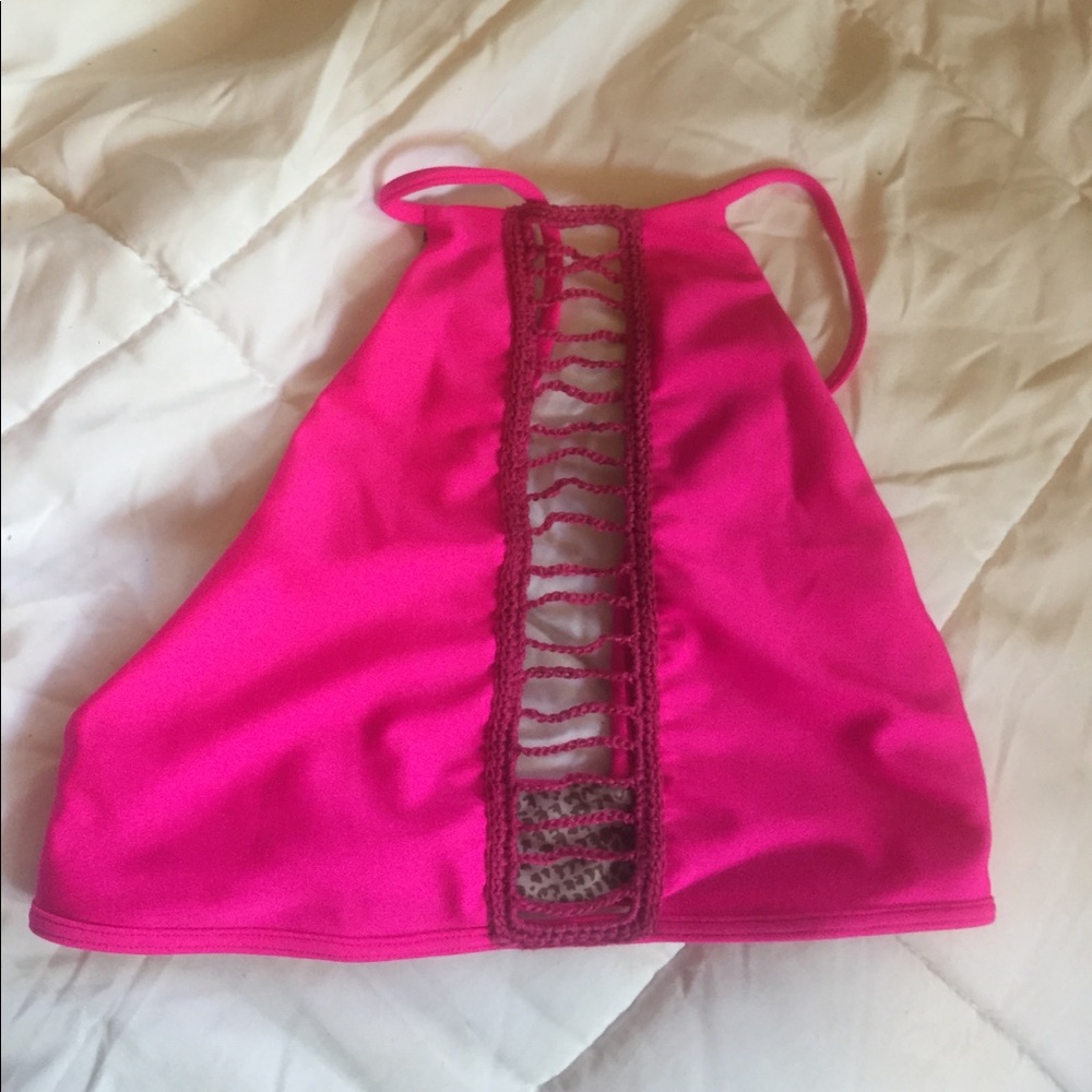 NWOT!!❌❌ ACACIA SWIMWEAR MALIBU TOP IN GUAVA POP