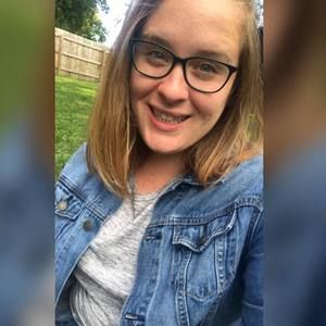 Meet your Posher, Katelyn