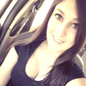 Meet your Posher, Karly