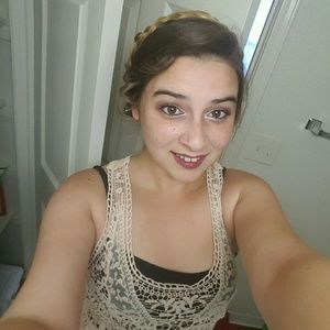 Meet your Posher, Brianna