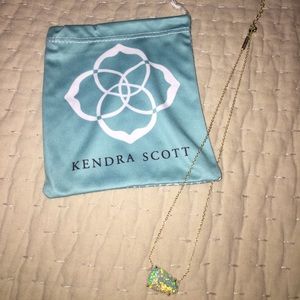 Kendra Scott necklace