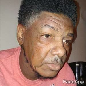 Meet your Posher, Zachary