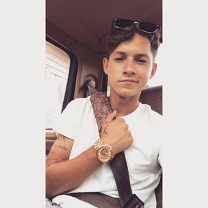 Meet your Posher, Alex