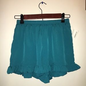 NWT Teal ruffled shorts