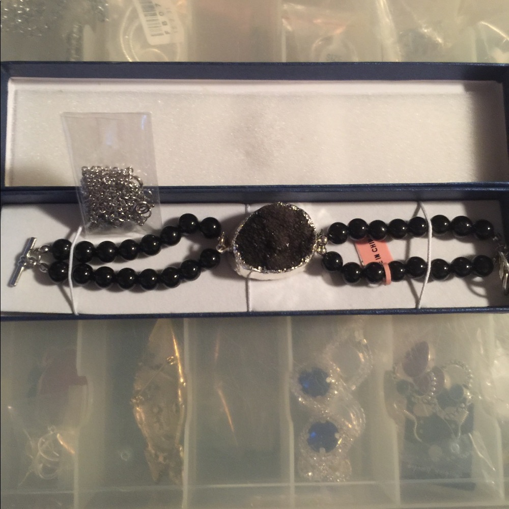 Gray Druzy Quartz With Onyx Bracelet/Necklace