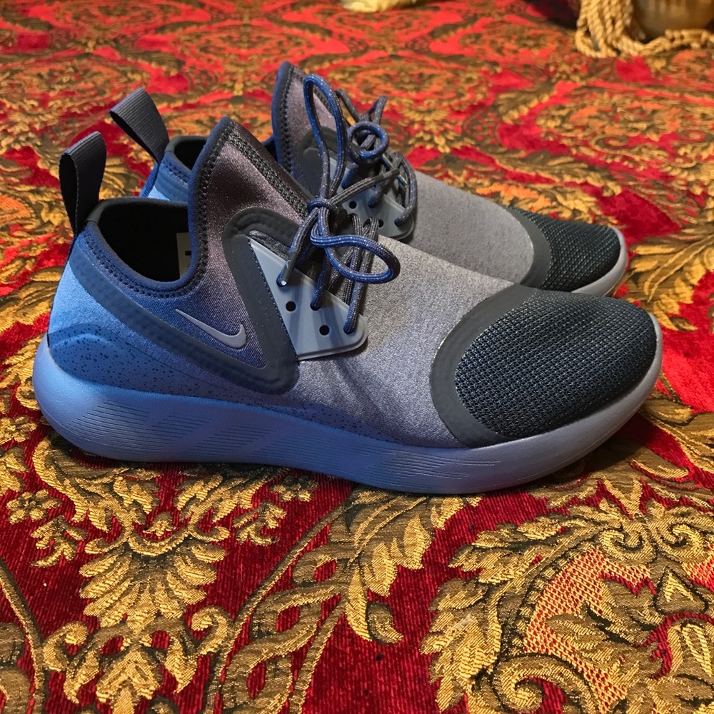 Nike Lunarcharge Essential - Brand New