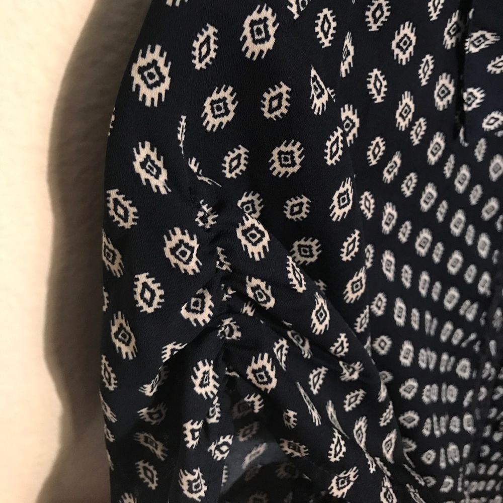 Collared Romper - Picture 5 of 6
