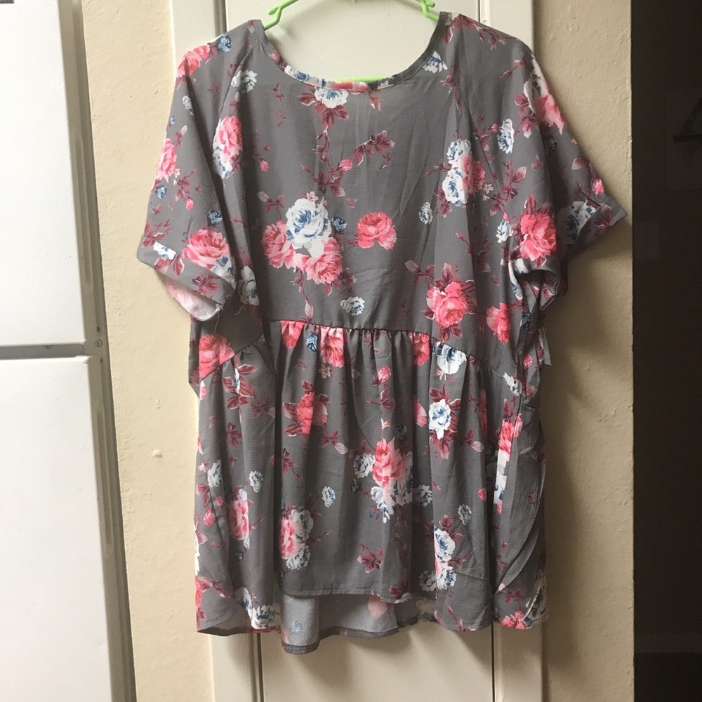 LightWeight Floral Plus Size Blouse