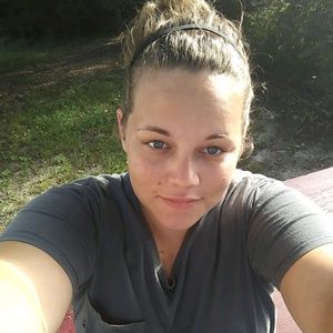 Meet your Posher, Karlee