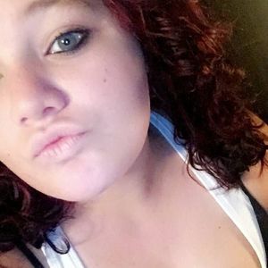 Meet your Posher, Lena