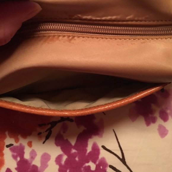 ❌FINAL PRICE ❌COACH GOLD MINI BAG - Picture 2 of 5