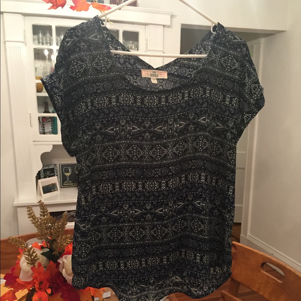 Navy Flowy Top with Cuffed Sleeves