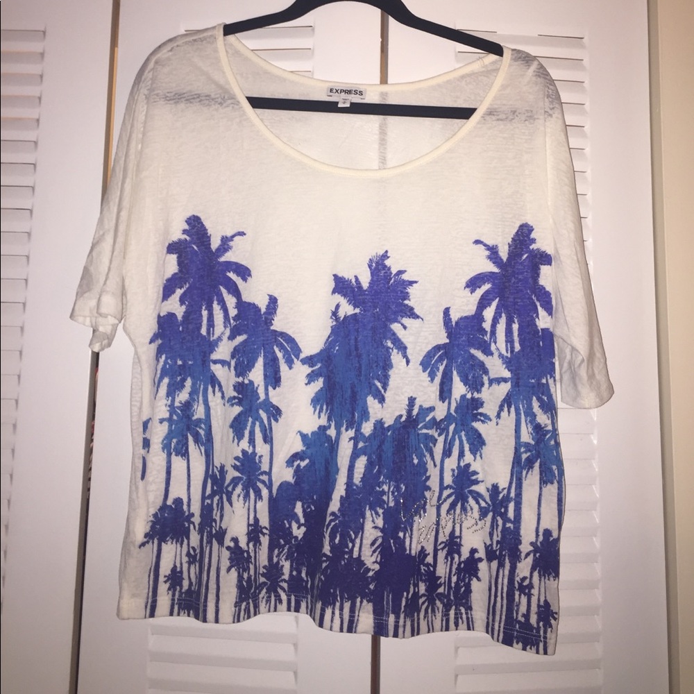 Express Graphic Tee Size Medium