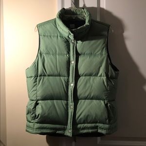 Green J Crew Factory down puff vest w/ zip & snap