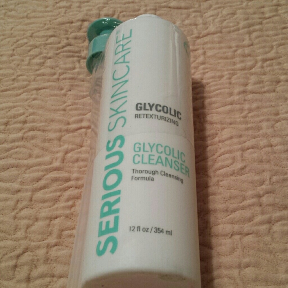 ❤**SALE** ❤NEW Serious Skincare Glycolic Cleanser