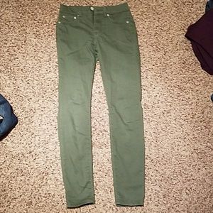 Aeropostale green skinnys