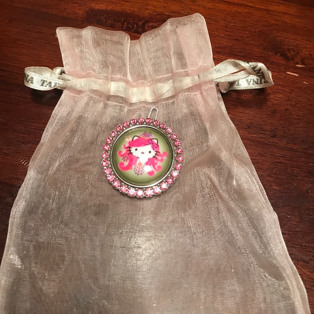 Reduced! 🎀Tarina Tarantino Hello Kitty hair clip