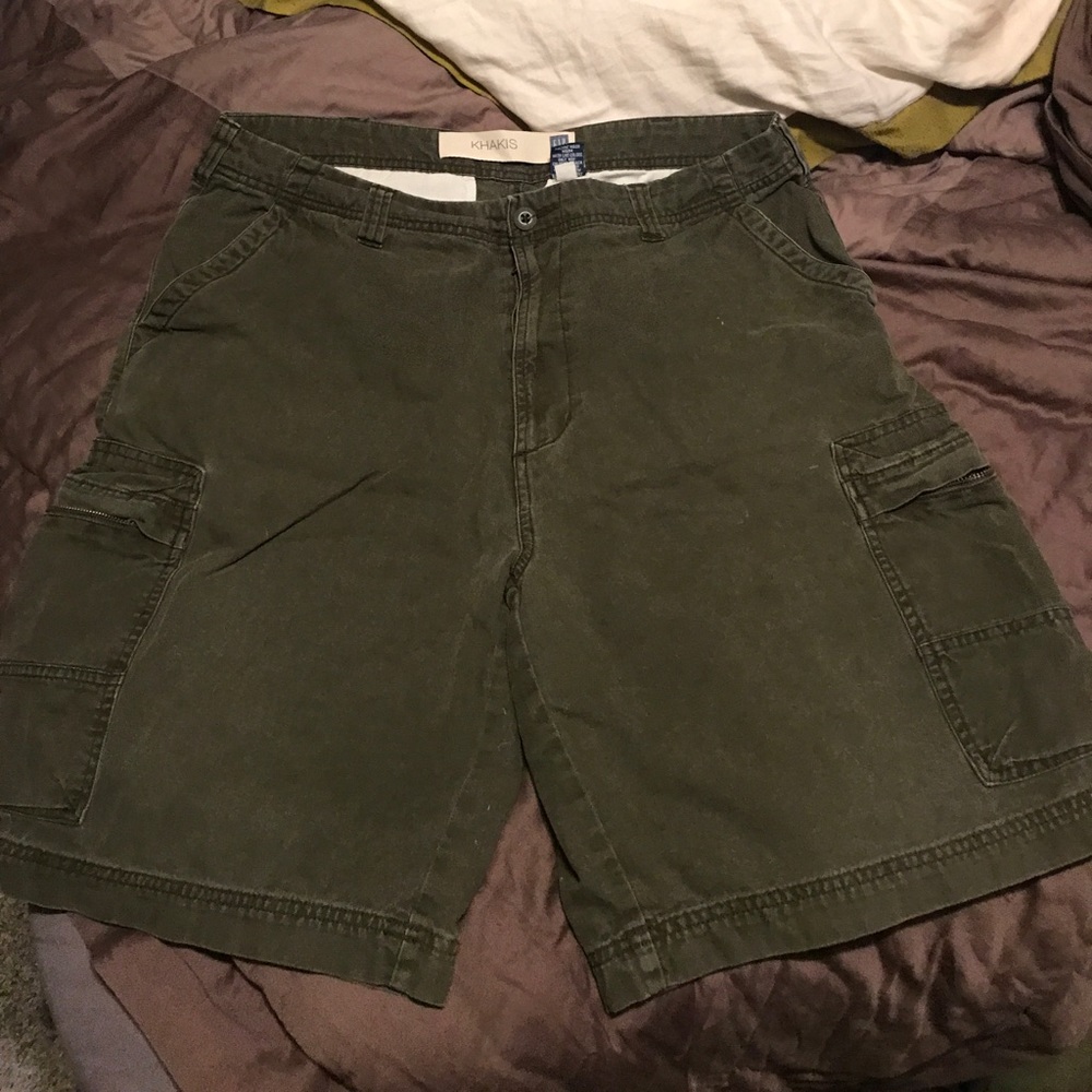 Men's Olive Green Khaki Shorts