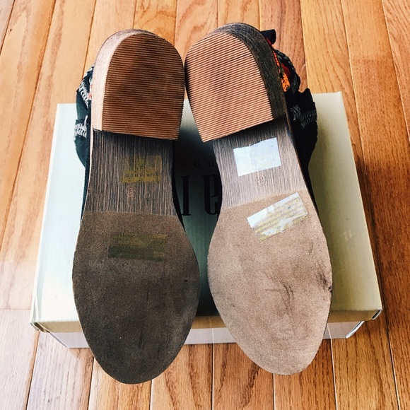 Back In Stock! Embroidered Booties - Picture 7 of 7