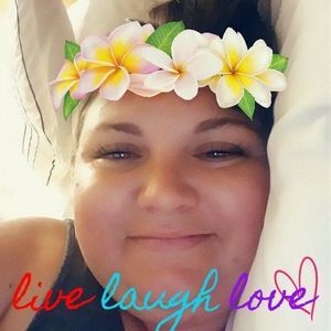 Meet your Posher, Kassiopia