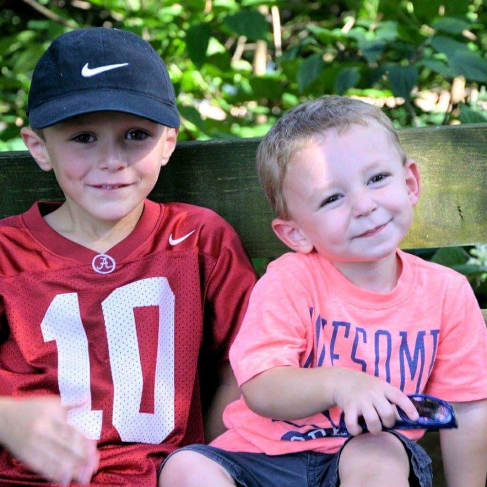 Meet your Posher, Whitney