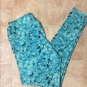 Turquoise blue lularoe leggings Tall and Curvy TC