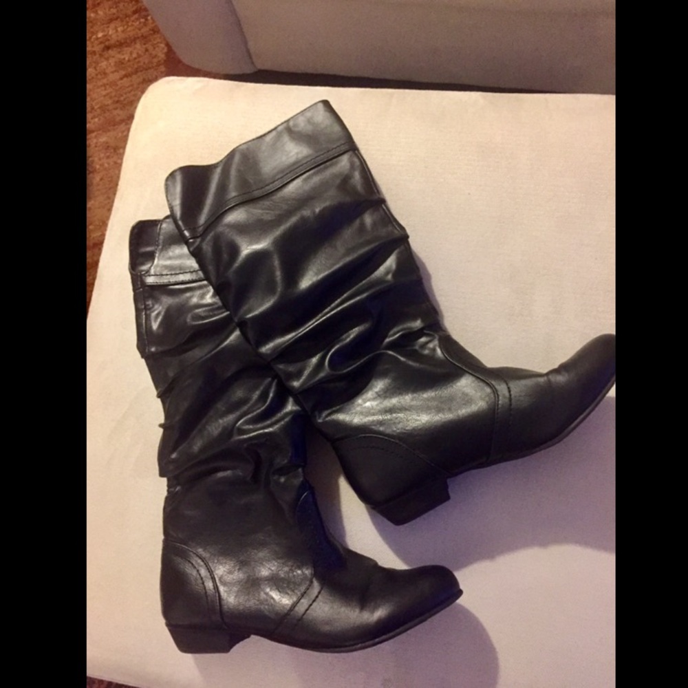 Black Boots