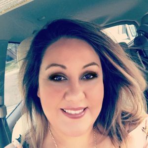 Meet your Posher, Dannielle