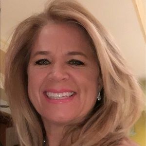 Meet your Posher, Rosalba