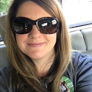 Meet your Posher, Megan