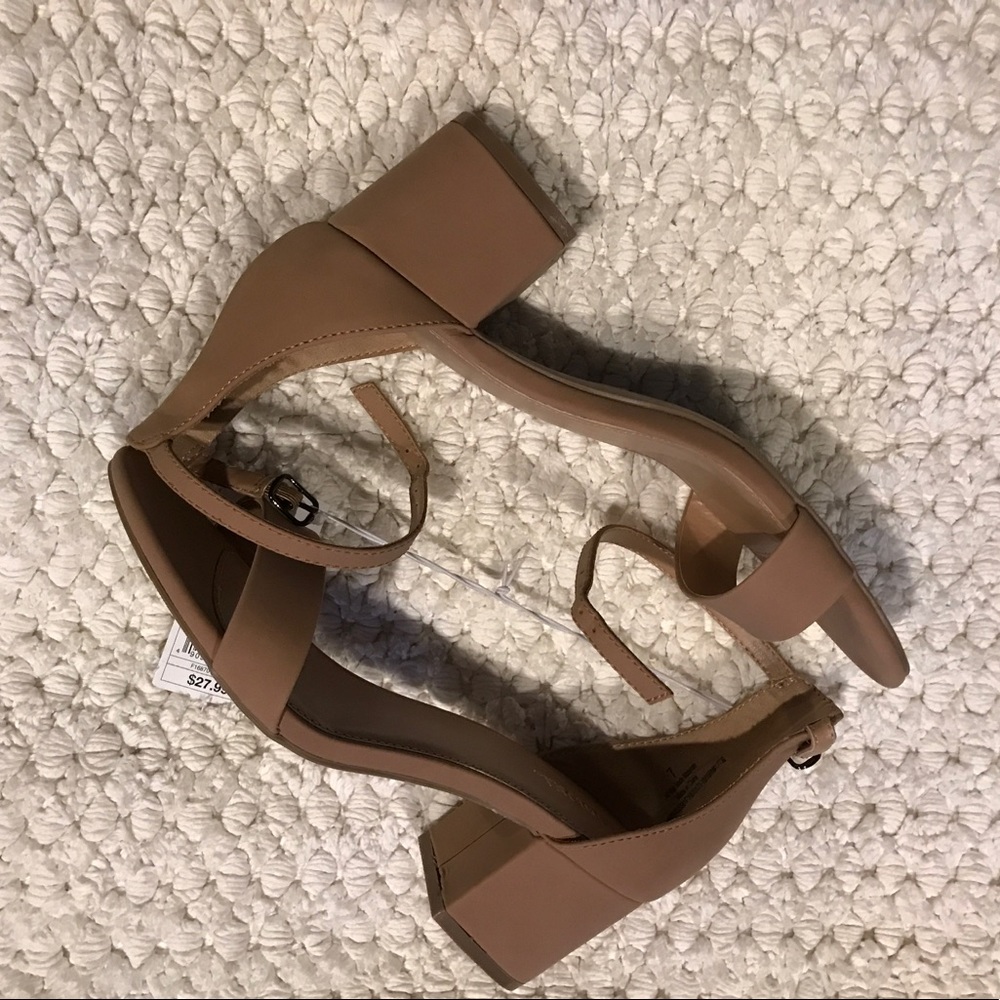 BRAND NEW Merona Tan Sandals