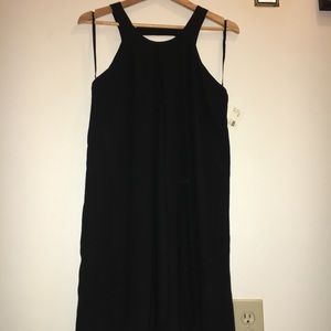 NWT black pleated flowy dress
