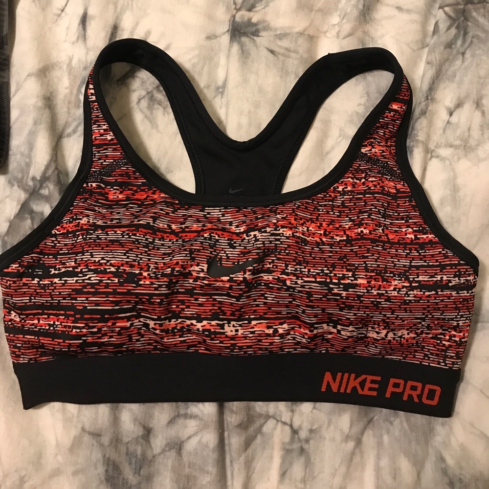 Nike sports bra! NWOT😍