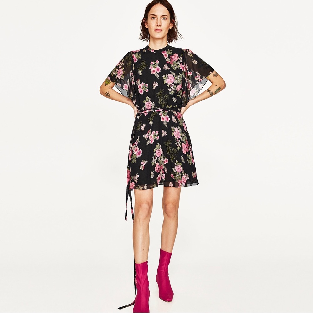 Zara Floral High Neck Flutter Sleeve Dress - M