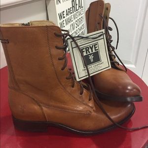 Frye Frye
