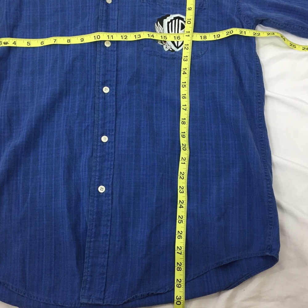 Warner Brothers Men’s Patch Shirt Size M - Picture 6 of 7