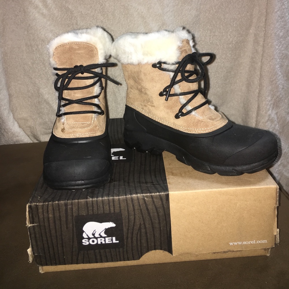 Sorel womens winter boots.