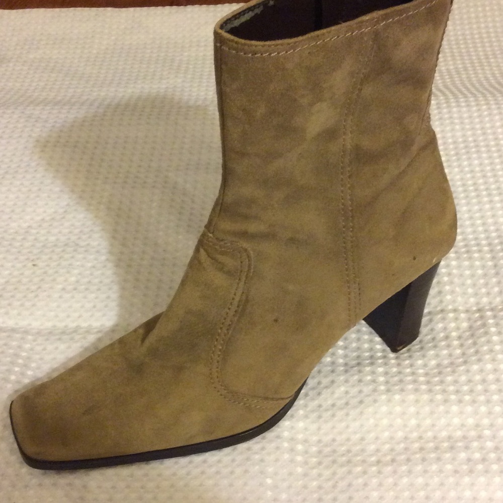 Bandolino  Ankle square Heel Boots