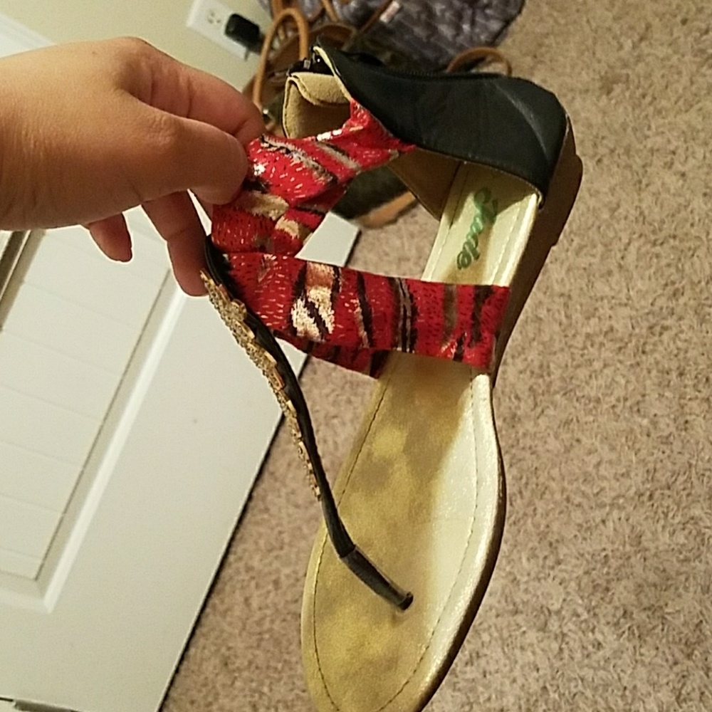 Shoes - Picture 2 of 5