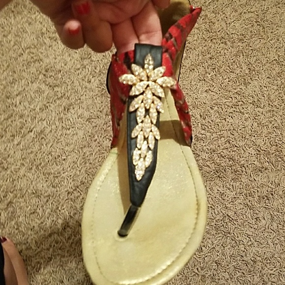 Shoes - Picture 4 of 5