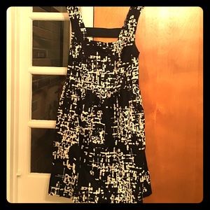 Women's Dress Size M