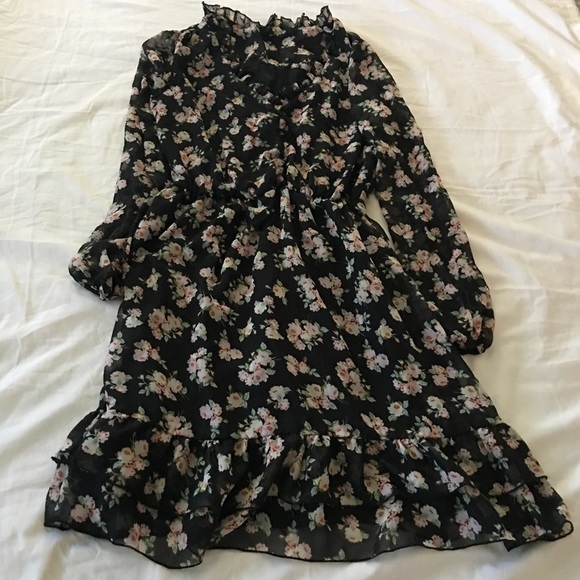 New Look Mini Floral Dress - Picture 3 of 8