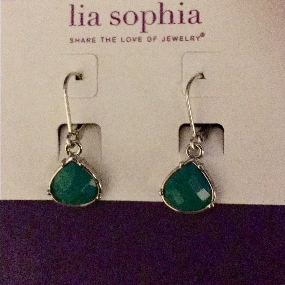 ~Lia Sophia Green Drop Earrings! NEW!