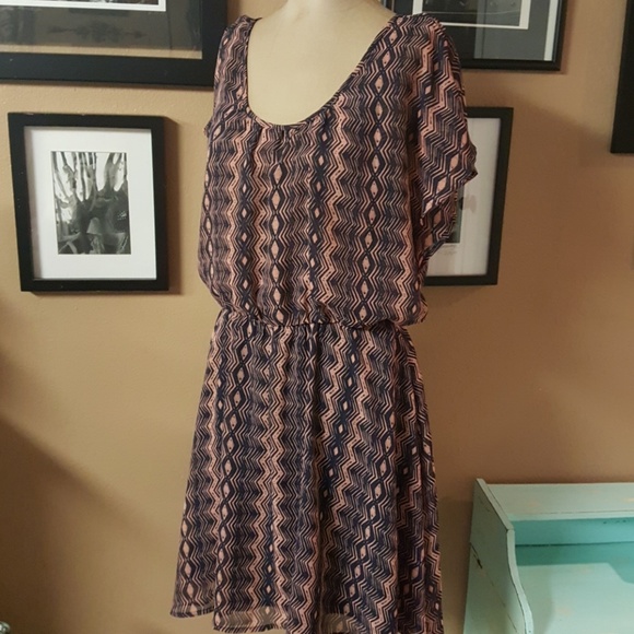 Bar lll Pattern Dress with Cinch Waist - Picture 3 of 4
