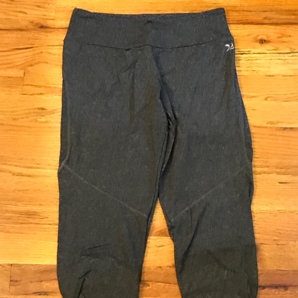 KOS Crop Workout Leggings, Size Small