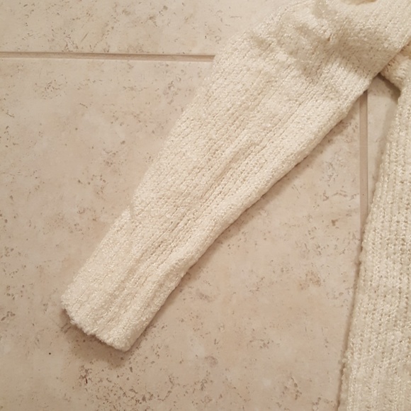 United States Sweaters Cream Cowl Neck Sweater - Picture 4 of 5